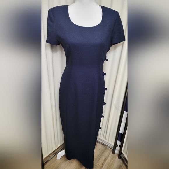 Maggy London Dresses & Skirts - Maggy London Midnight Navy Blue Midi Dress | Size 6